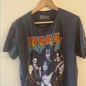 Kiss Black Short Sleeve Tee Bold Graphic Design